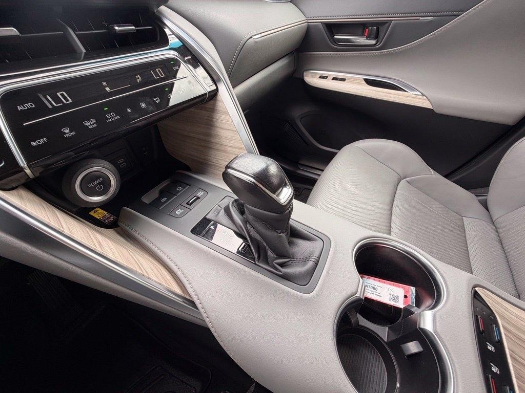 Toyota Venza  2023