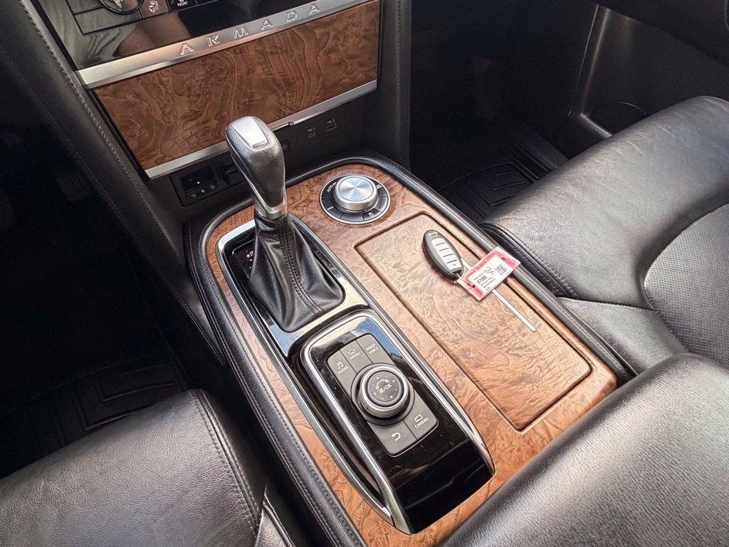 Nissan Armada  2022