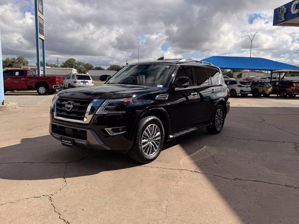 Nissan Armada  2022