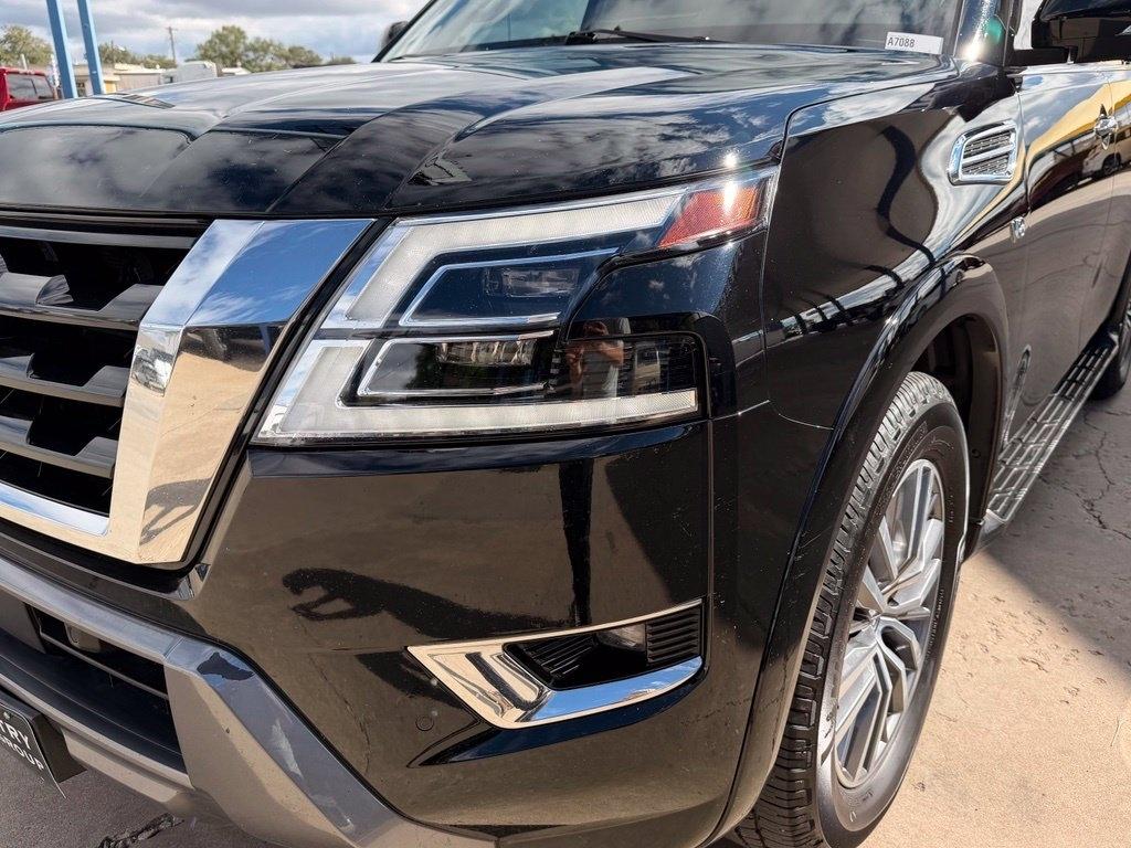 Nissan Armada  2022