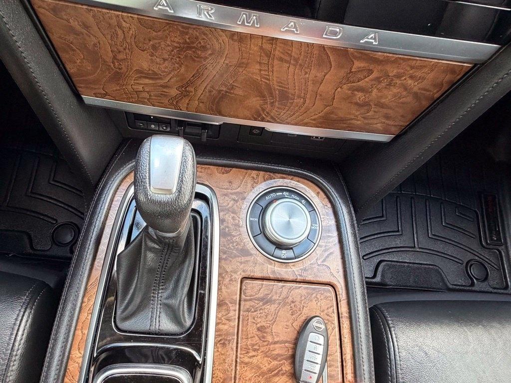 Nissan Armada  2022