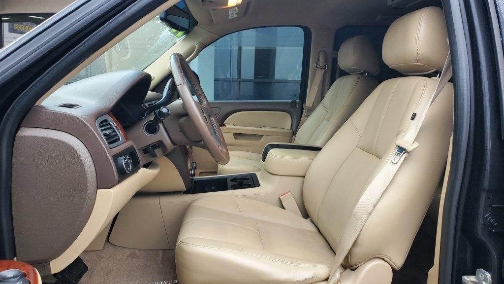 GMC Yukon XL  2013