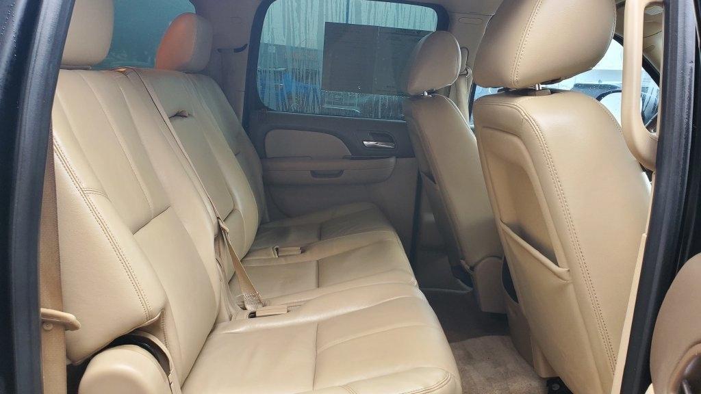 GMC Yukon XL  2013