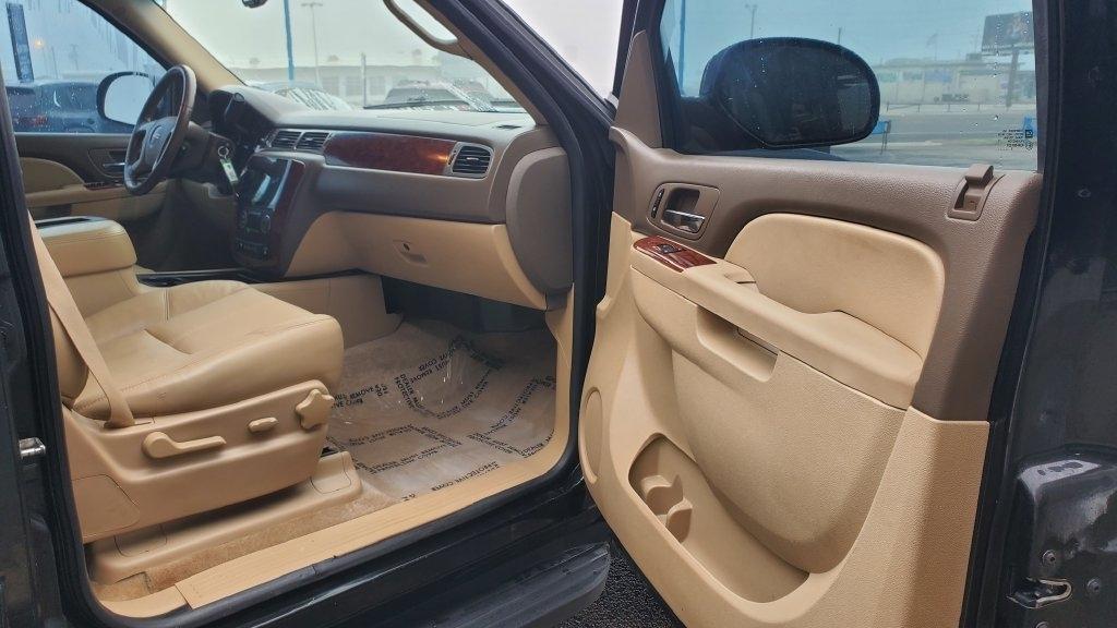 GMC Yukon XL  2013