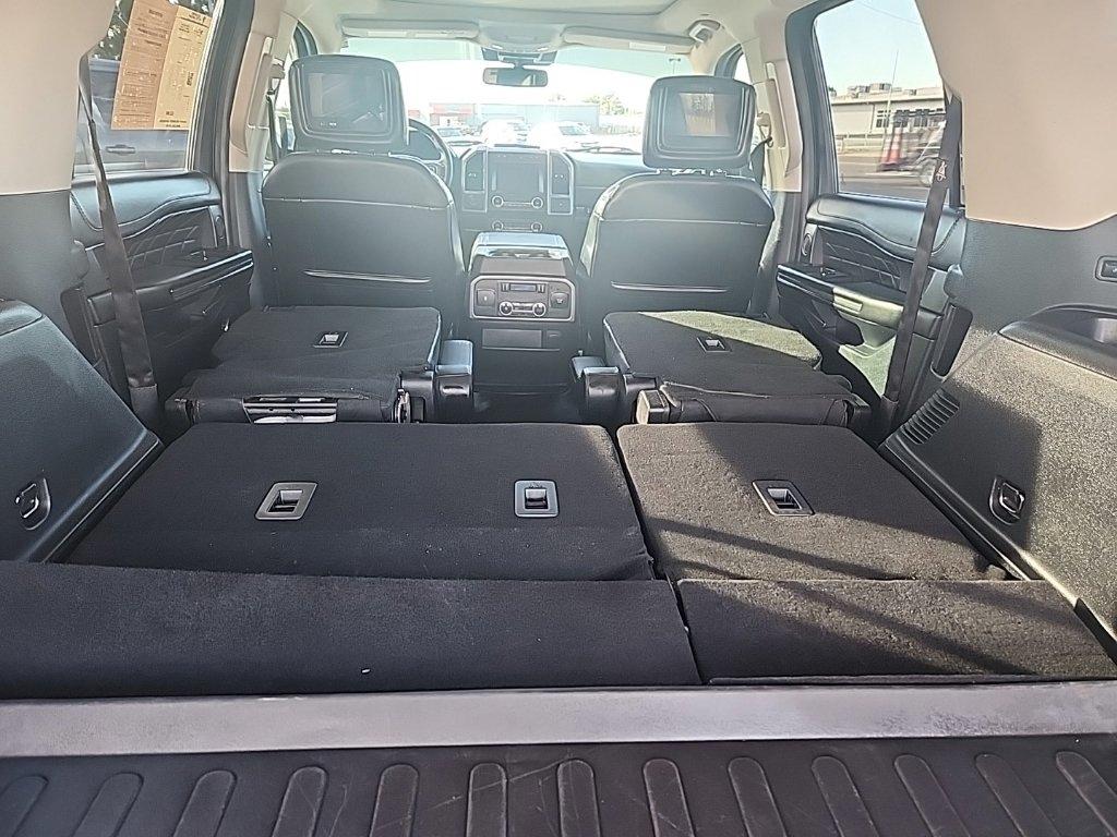 Ford Expedition  2021