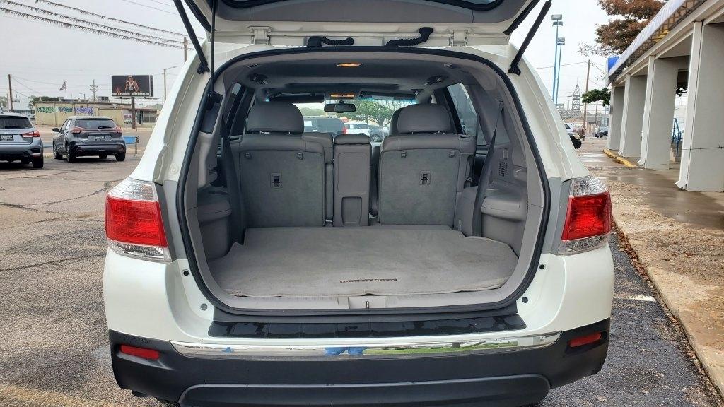 Toyota Highlander  2012