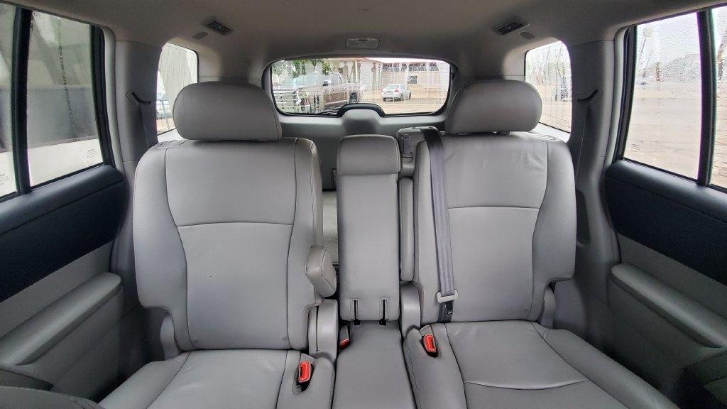 Toyota Highlander  2012