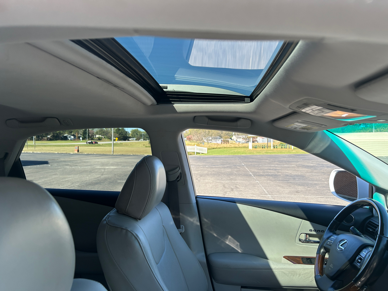 Lexus RX 350 AWD 4dr 2010 Lexus RX 350 AWD 4dr 2010