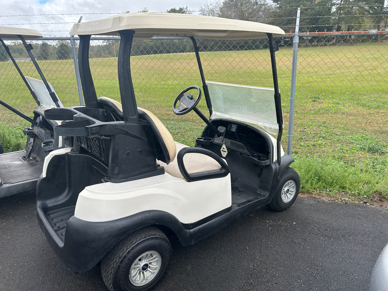 Club Car Golf Cart  2017 Club Car Golf Cart  2017