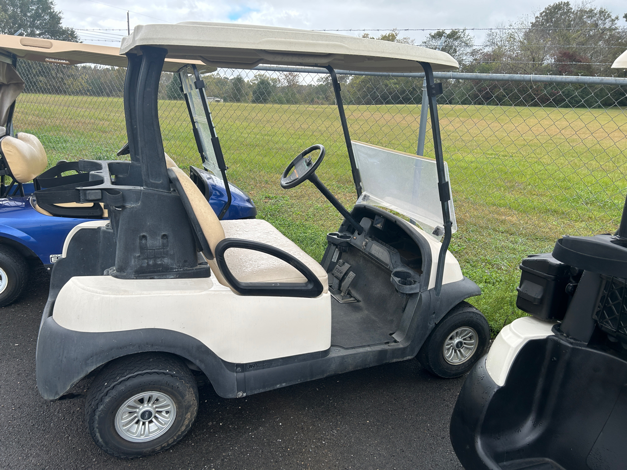 Club Car Golf Cart  2010 Club Car Golf Cart  2010