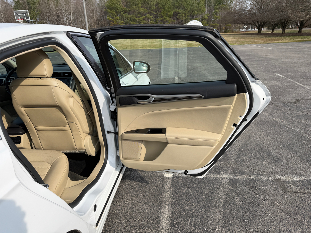 Ford Fusion 4dr Sdn SE FWD 2016