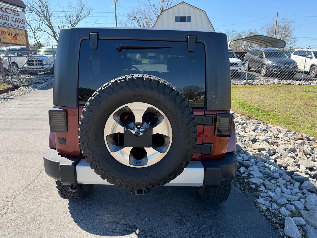 Jeep Wrangler Unlimited 4WD 4dr Sahara 2010