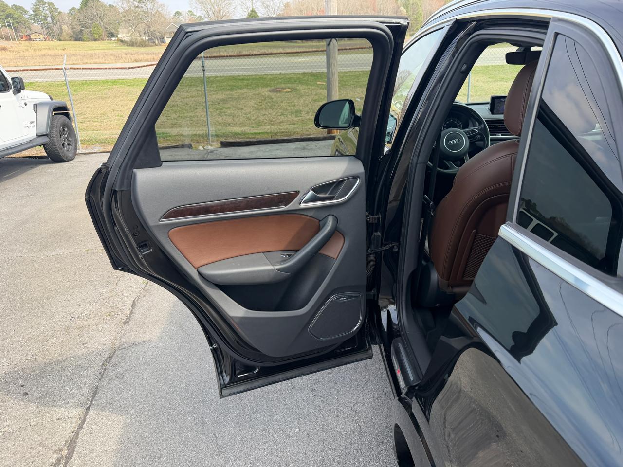 Audi Q3 quattro 4dr Prestige 2016