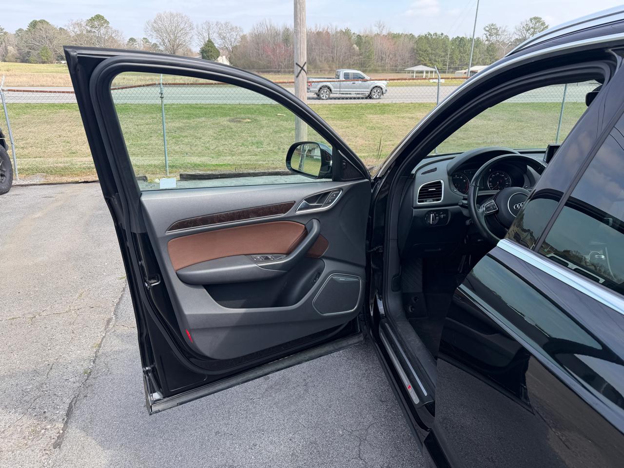 Audi Q3 quattro 4dr Prestige 2016