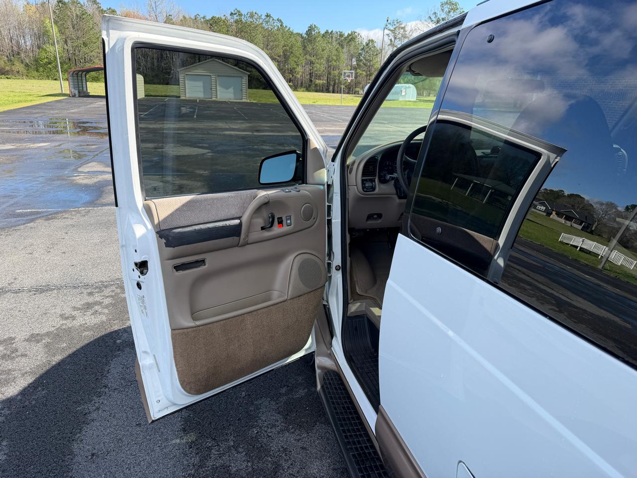 Chevrolet Astro Passenger 111" WB RWD 2001