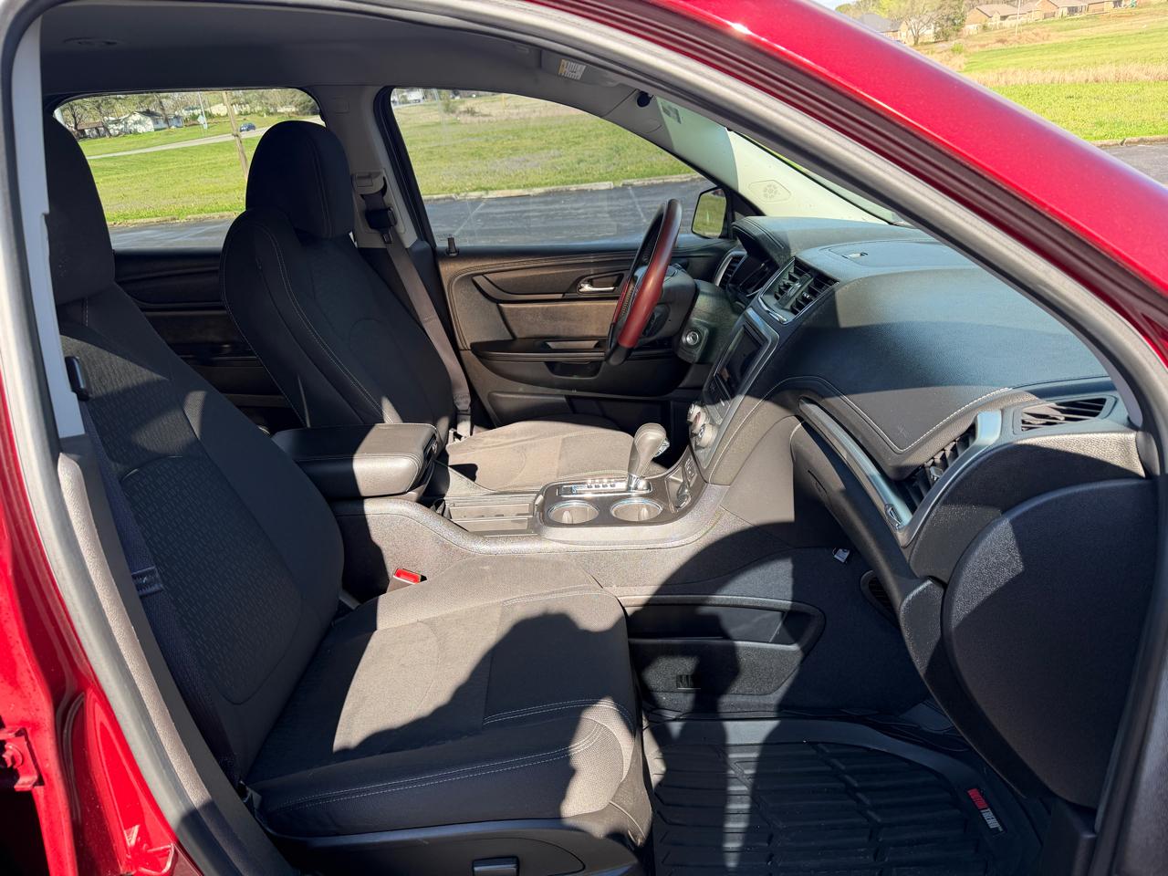 GMC Acadia FWD 4dr SLE w/SLE-2 2015