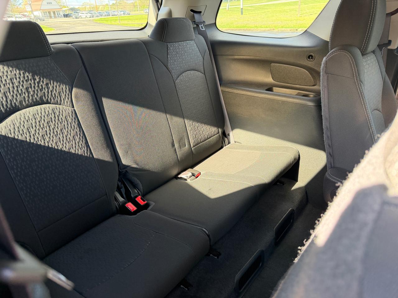 GMC Acadia FWD 4dr SLE w/SLE-2 2015