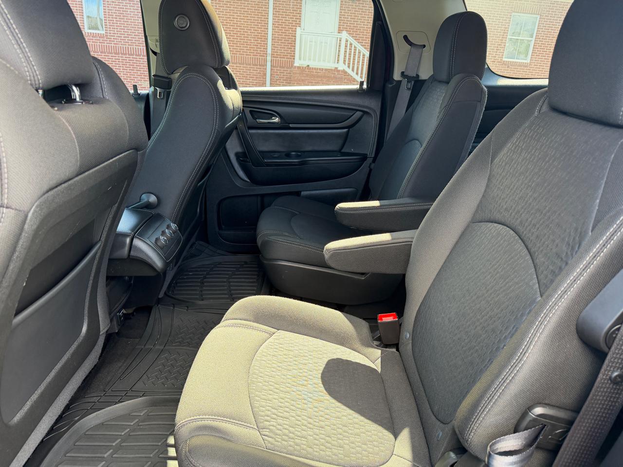 GMC Acadia FWD 4dr SLE w/SLE-2 2015