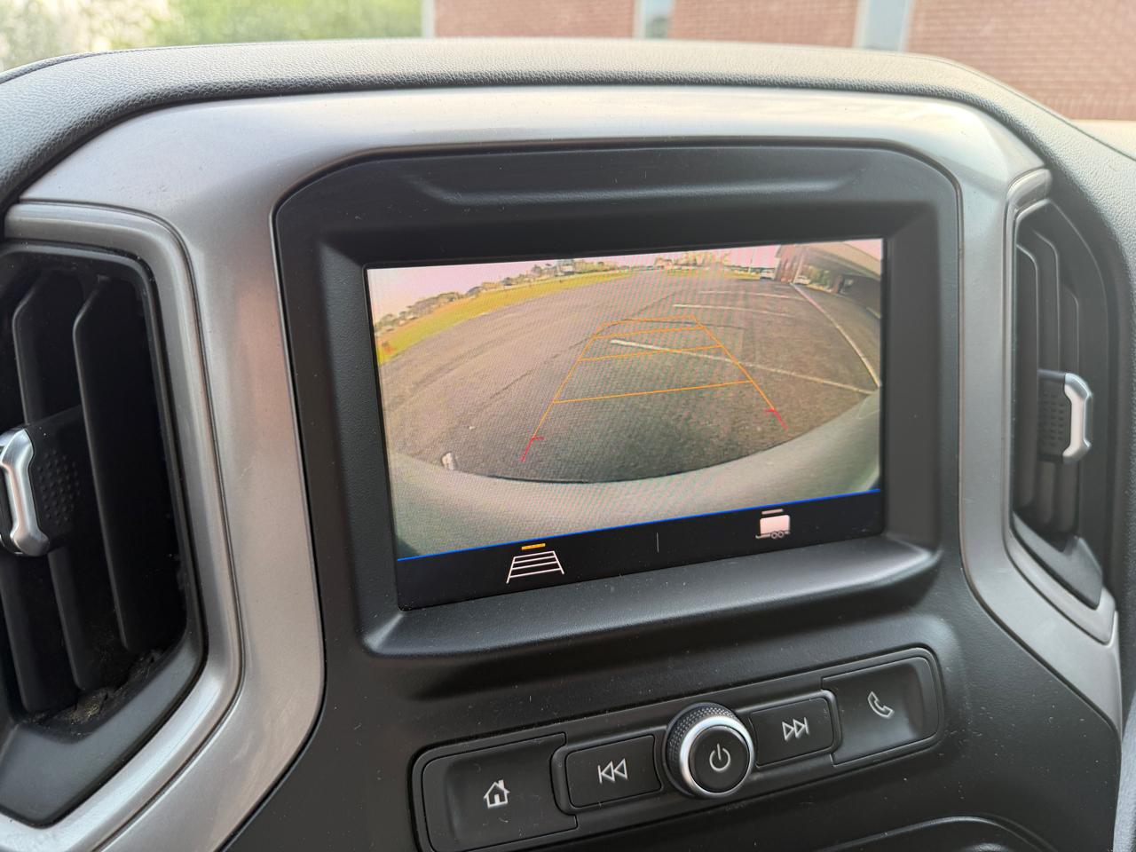 Chevrolet Silverado 1500 2WD Crew Cab 147" Custom 2021