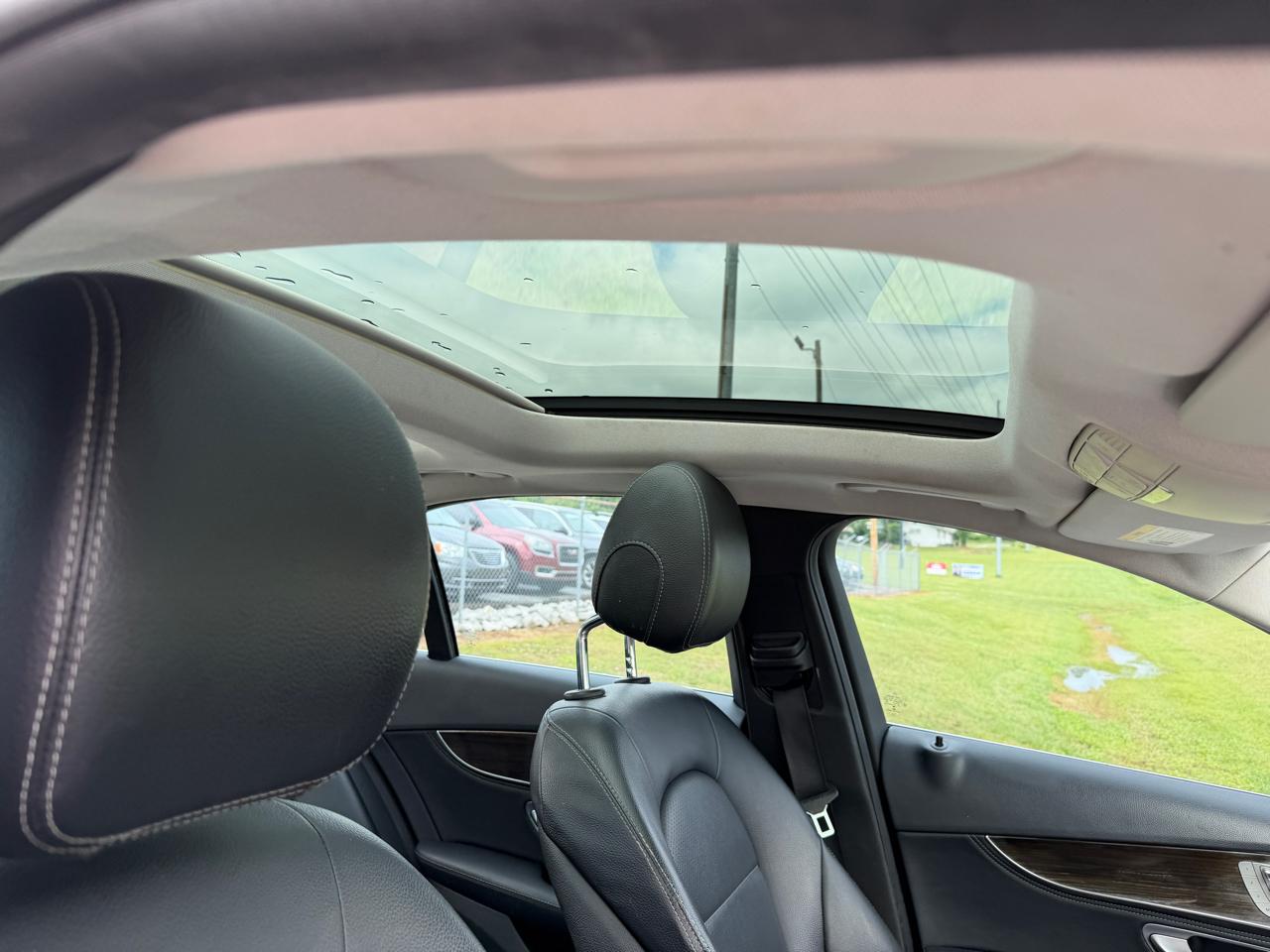 Mercedes-Benz C-Class 4dr Sdn C 300 4MATIC 2015