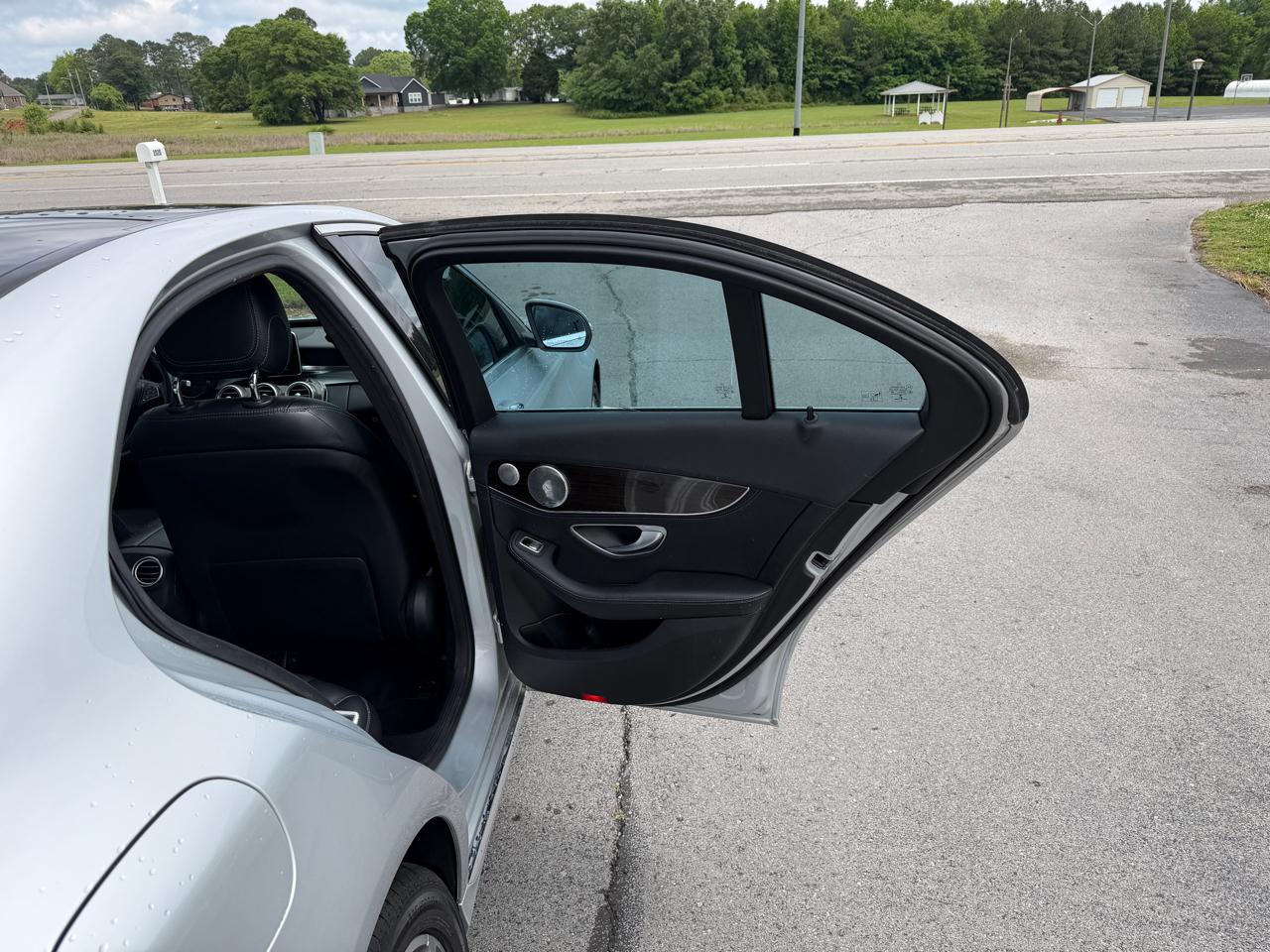 Mercedes-Benz C-Class 4dr Sdn C 300 4MATIC 2015