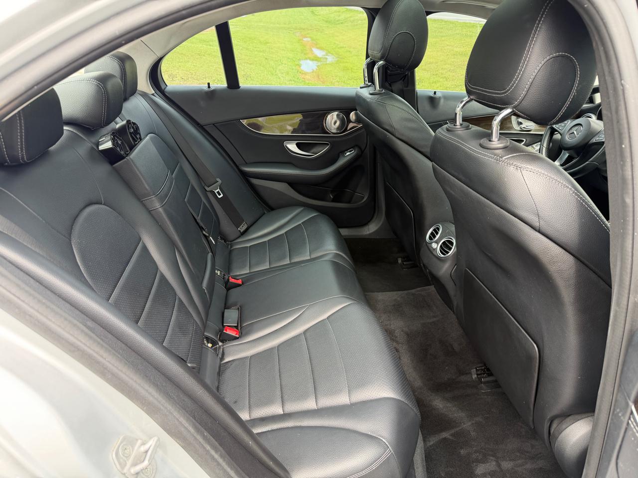 Mercedes-Benz C-Class 4dr Sdn C 300 4MATIC 2015