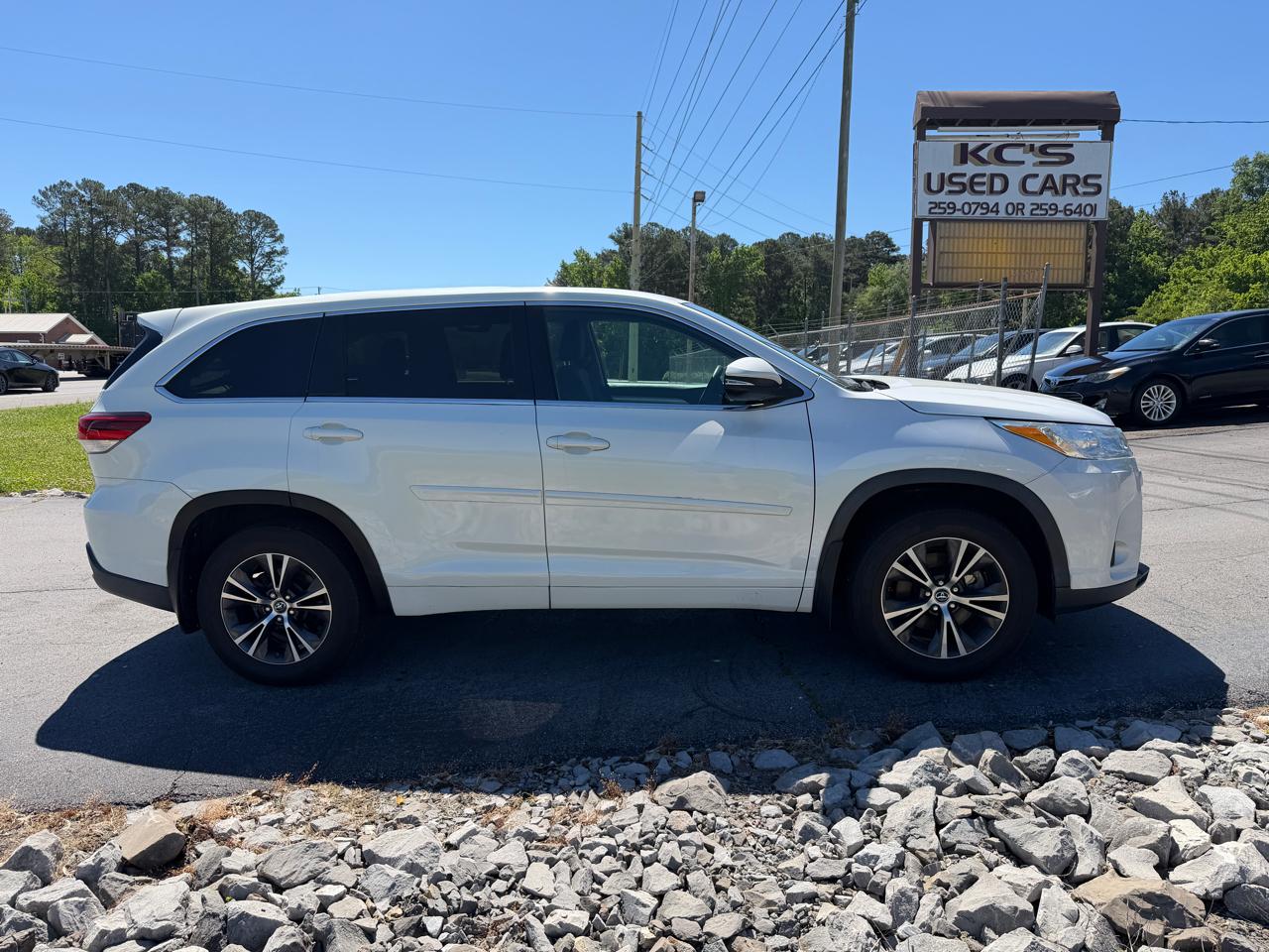 Toyota Highlander LE V6 AWD (Natl) 2018