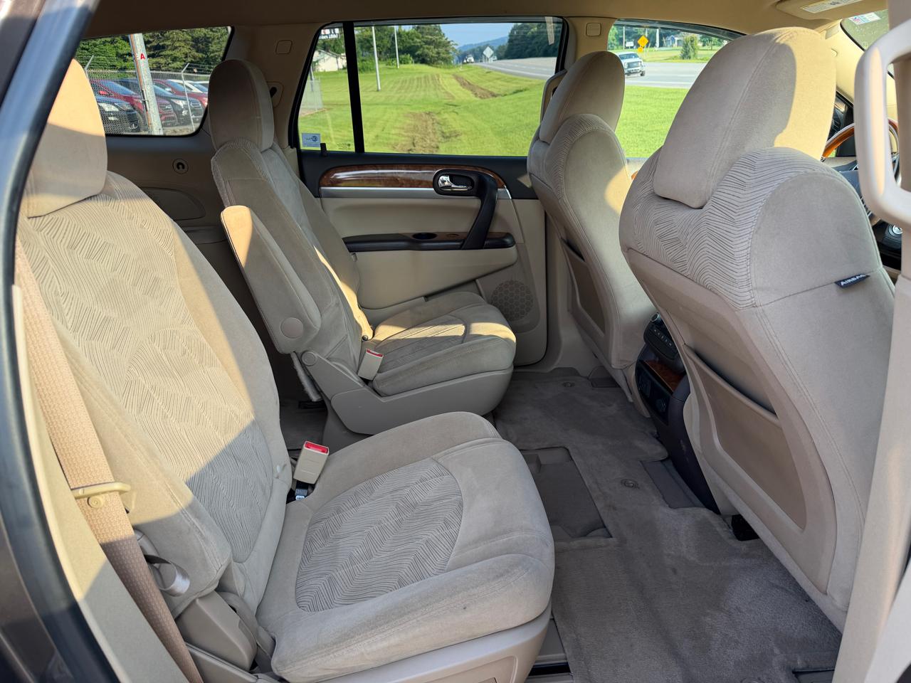 Buick Enclave AWD 4dr CX 2011