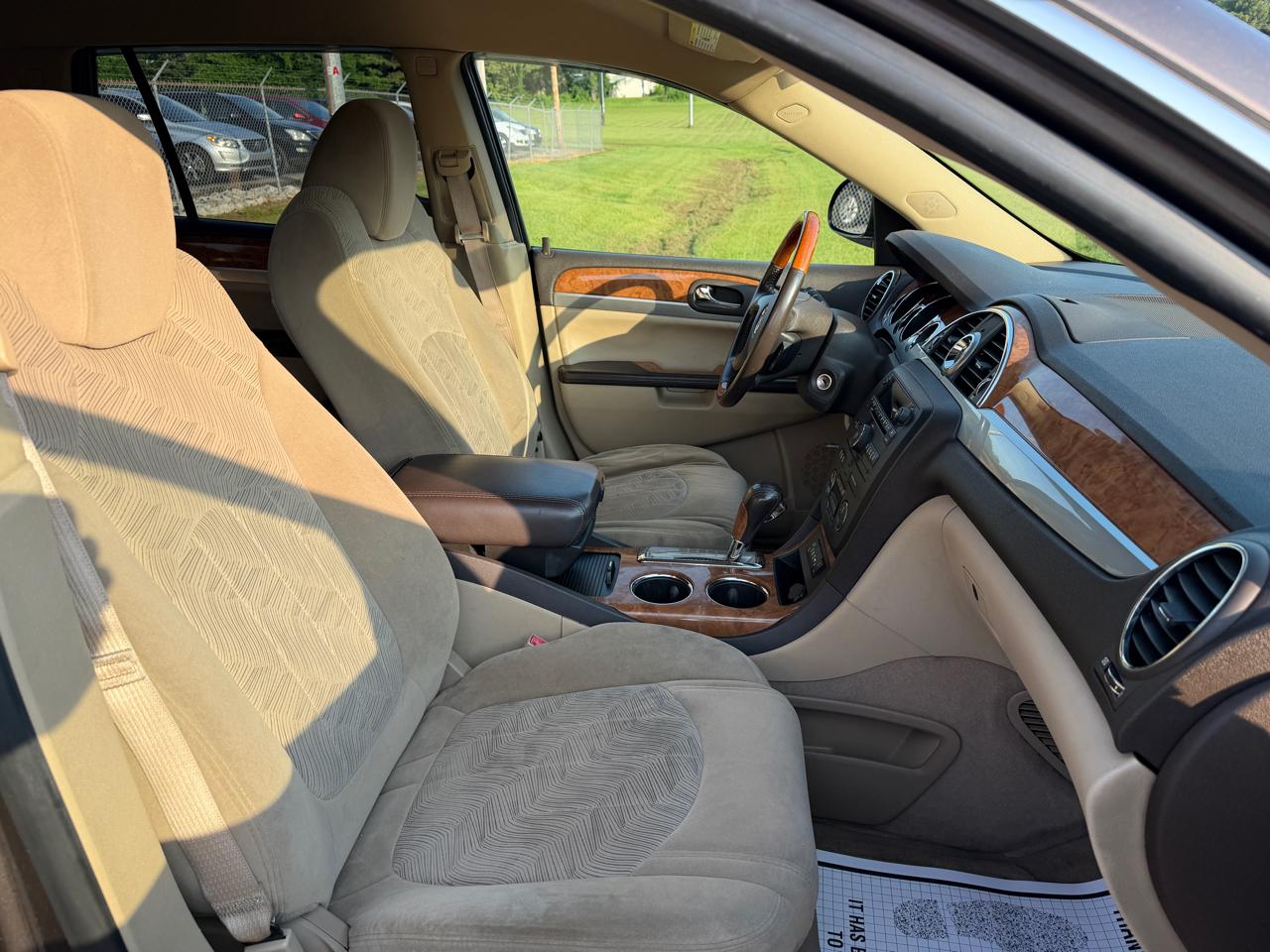 Buick Enclave AWD 4dr CX 2011