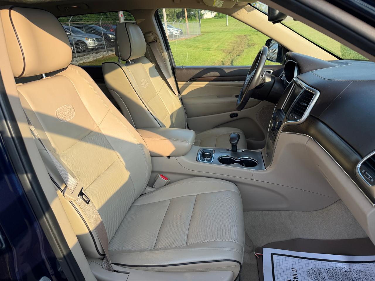 Jeep Grand Cherokee 4WD 4dr Overland 2015