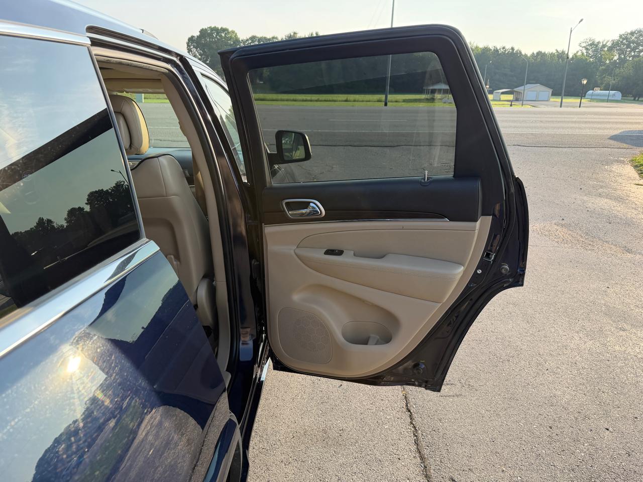 Jeep Grand Cherokee 4WD 4dr Overland 2015