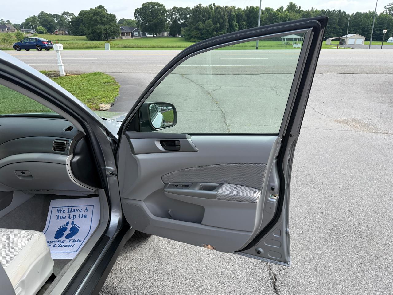 Subaru Forester 4dr Auto 2.5X 2010