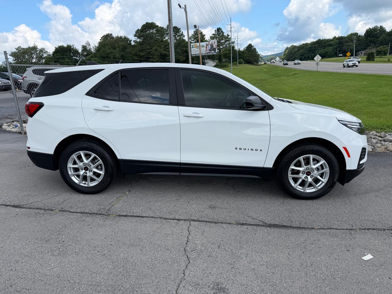 Chevrolet Equinox AWD 4dr LS w/1FL 2022