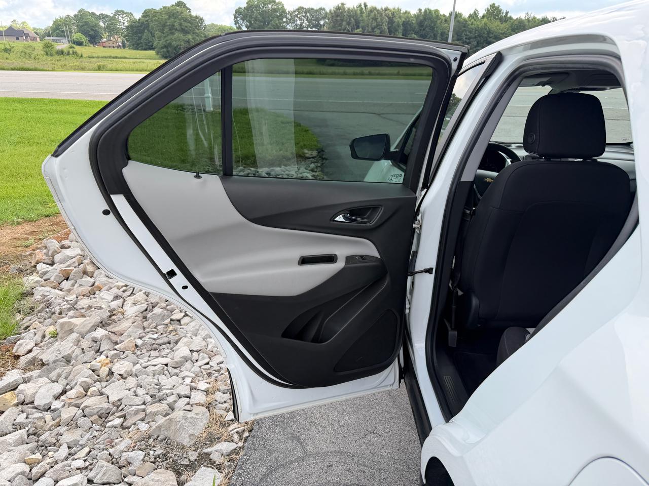 Chevrolet Equinox AWD 4dr LS w/1FL 2022