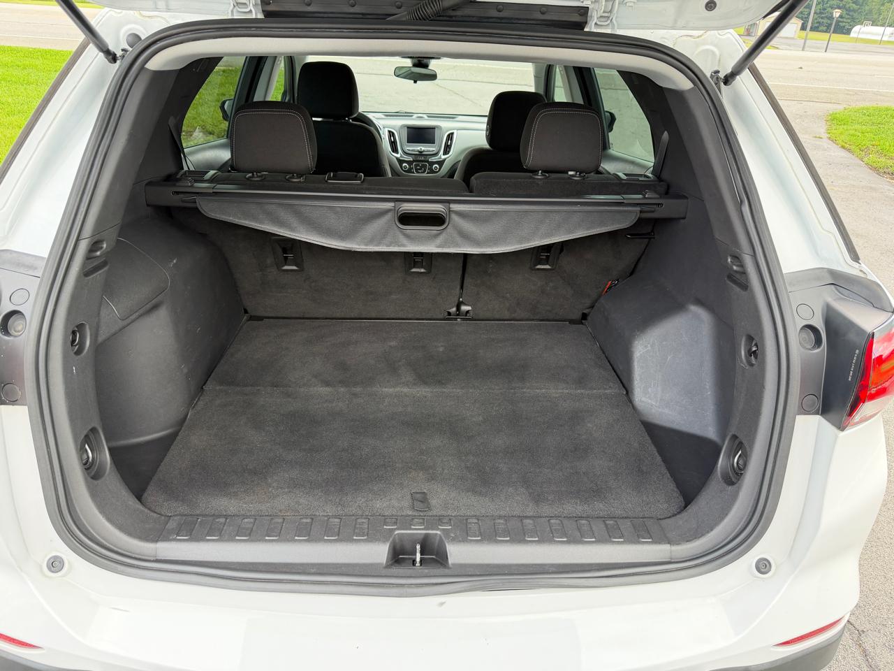 Chevrolet Equinox AWD 4dr LS w/1FL 2022