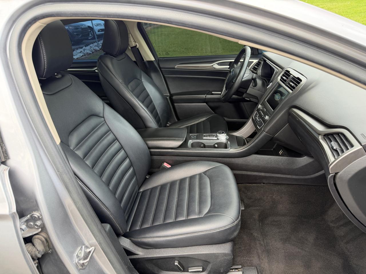 Ford Fusion SEL FWD 2020