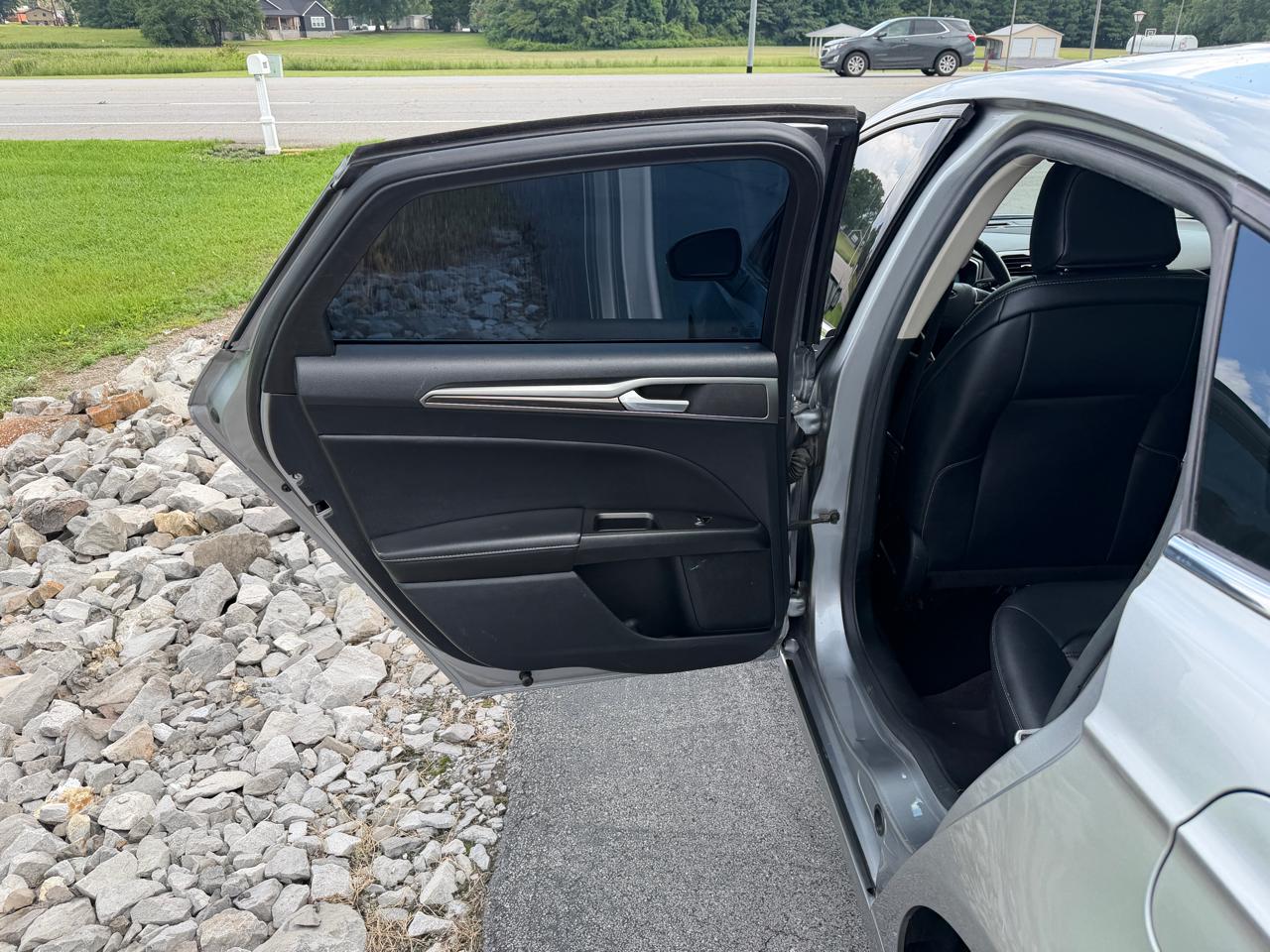 Ford Fusion SEL FWD 2020