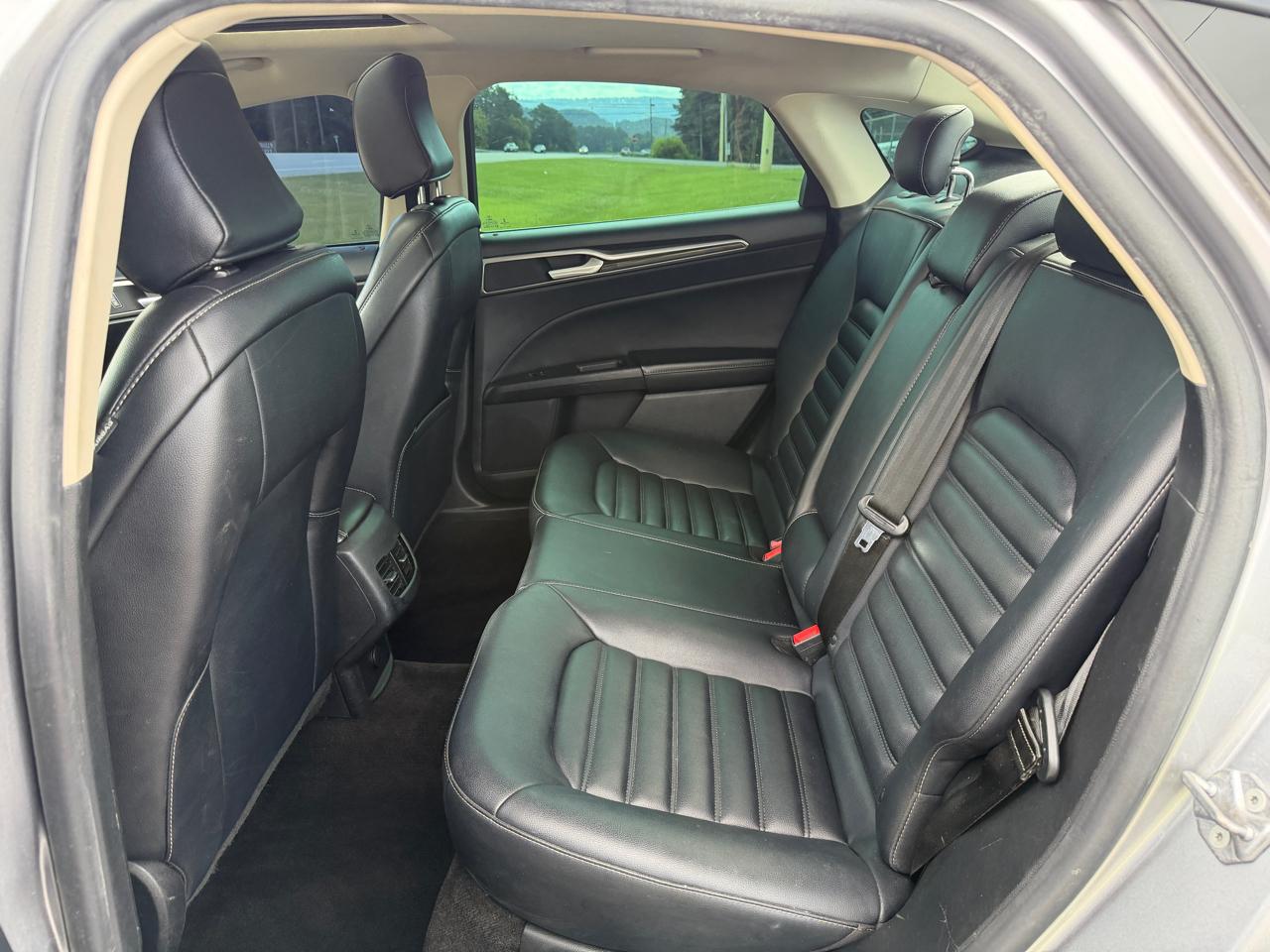 Ford Fusion SEL FWD 2020