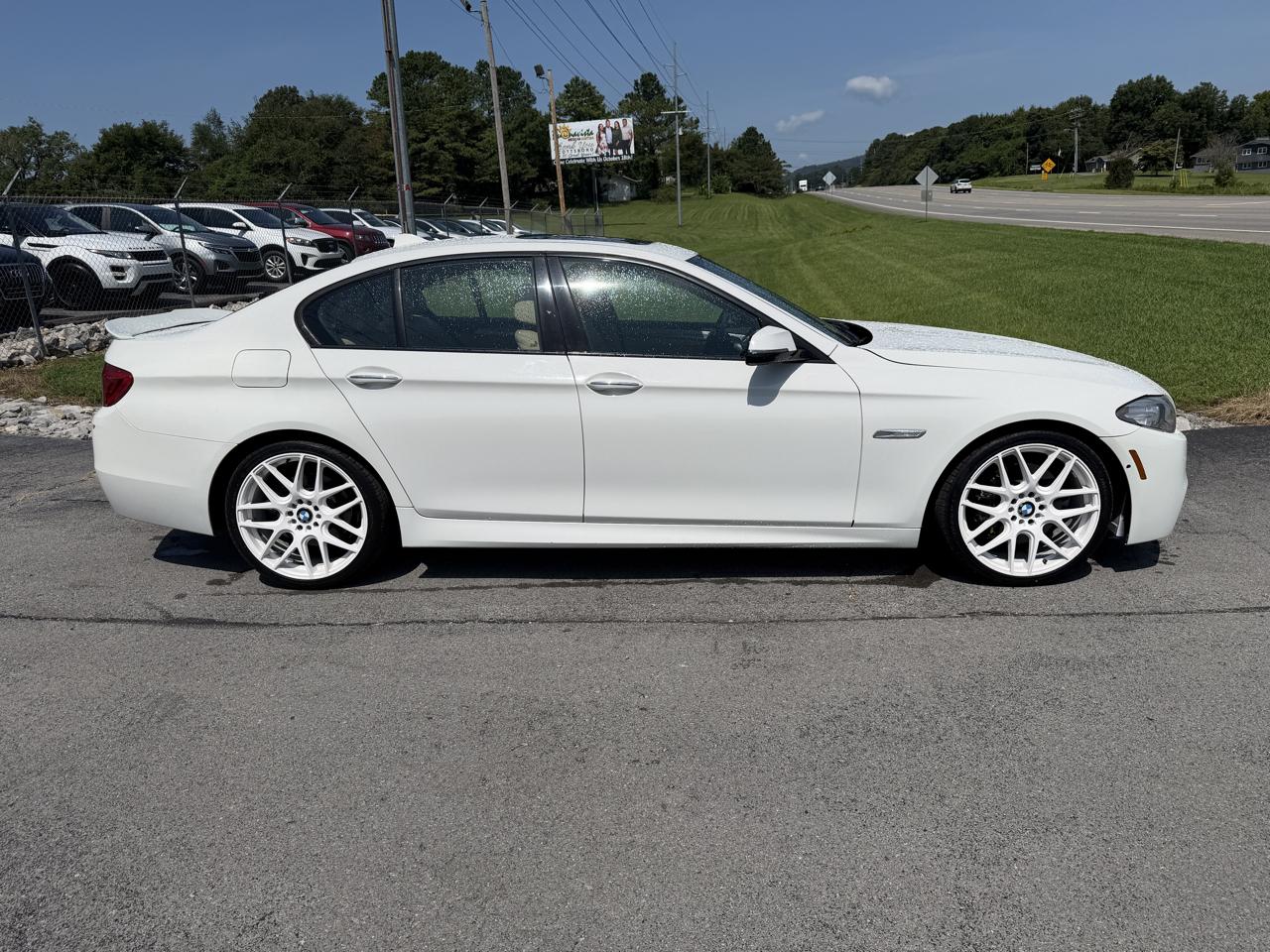 BMW 5 Series 4dr Sdn 535i RWD 2014