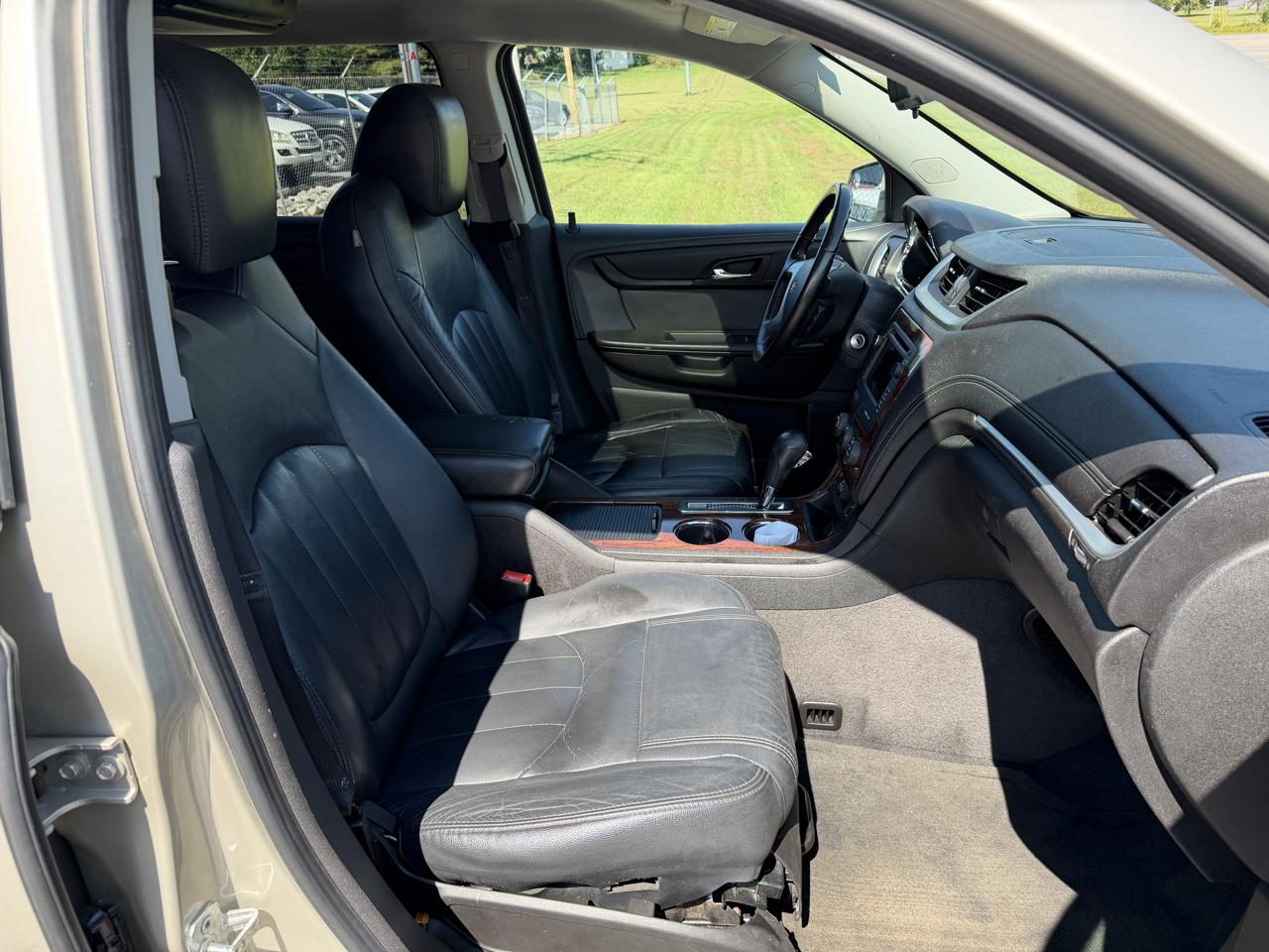 Chevrolet Traverse FWD 4dr LT w/1LT 2013