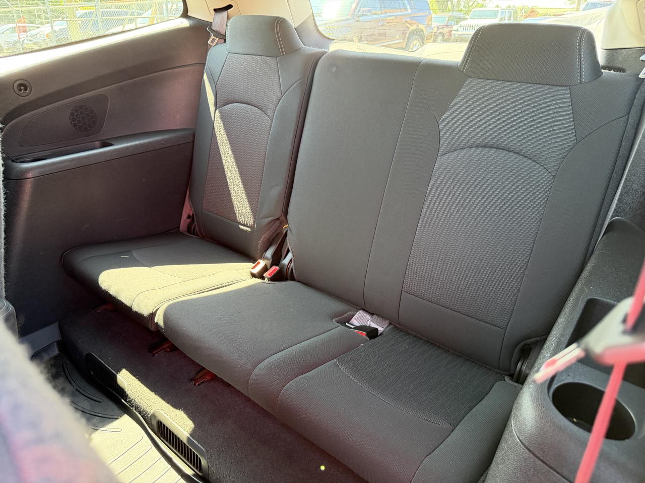Chevrolet Traverse FWD 4dr LT w/2LT 2015