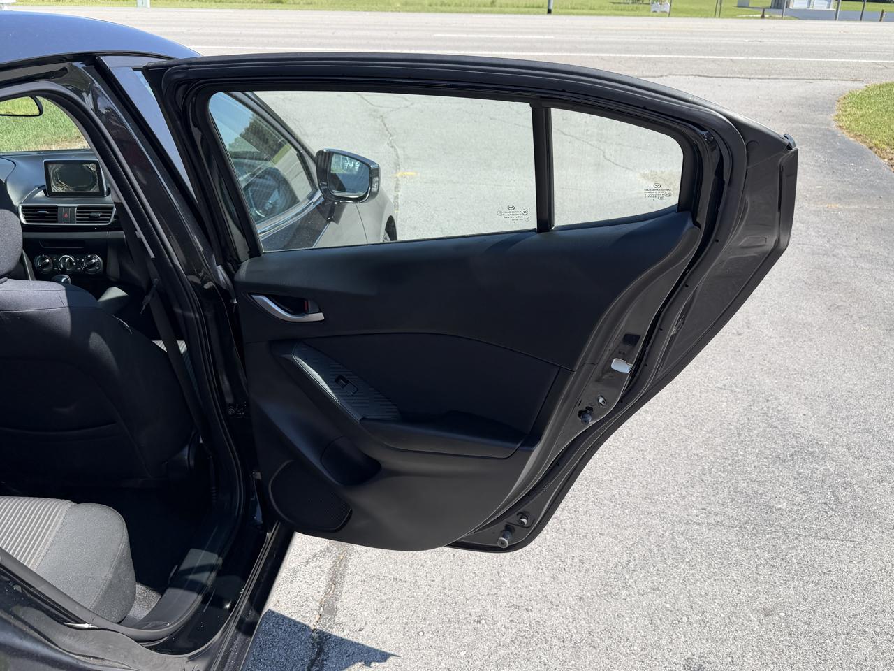 Mazda MAZDA3 4dr Sdn Auto i Sport 2016