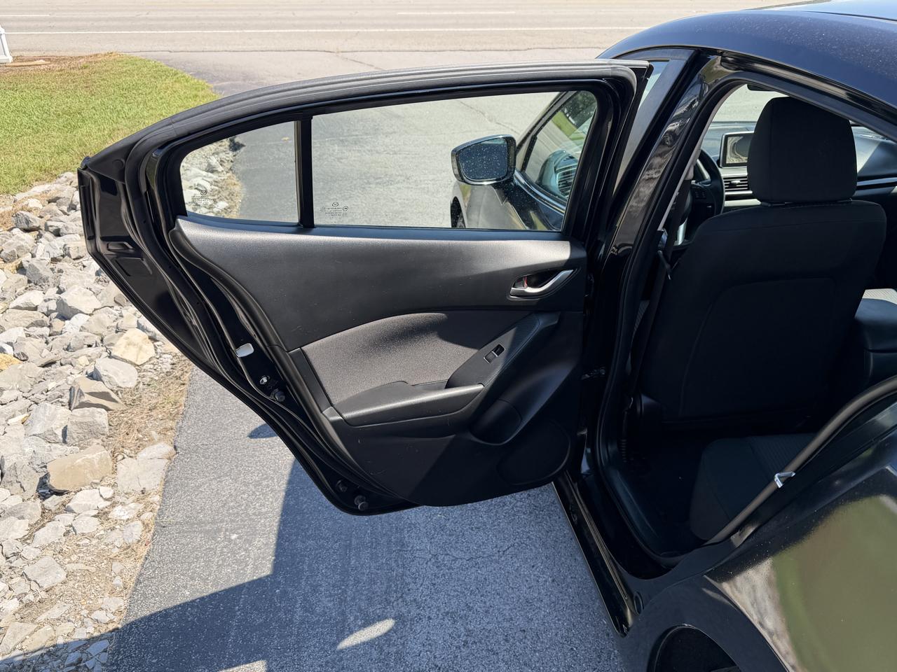Mazda MAZDA3 4dr Sdn Auto i Sport 2016