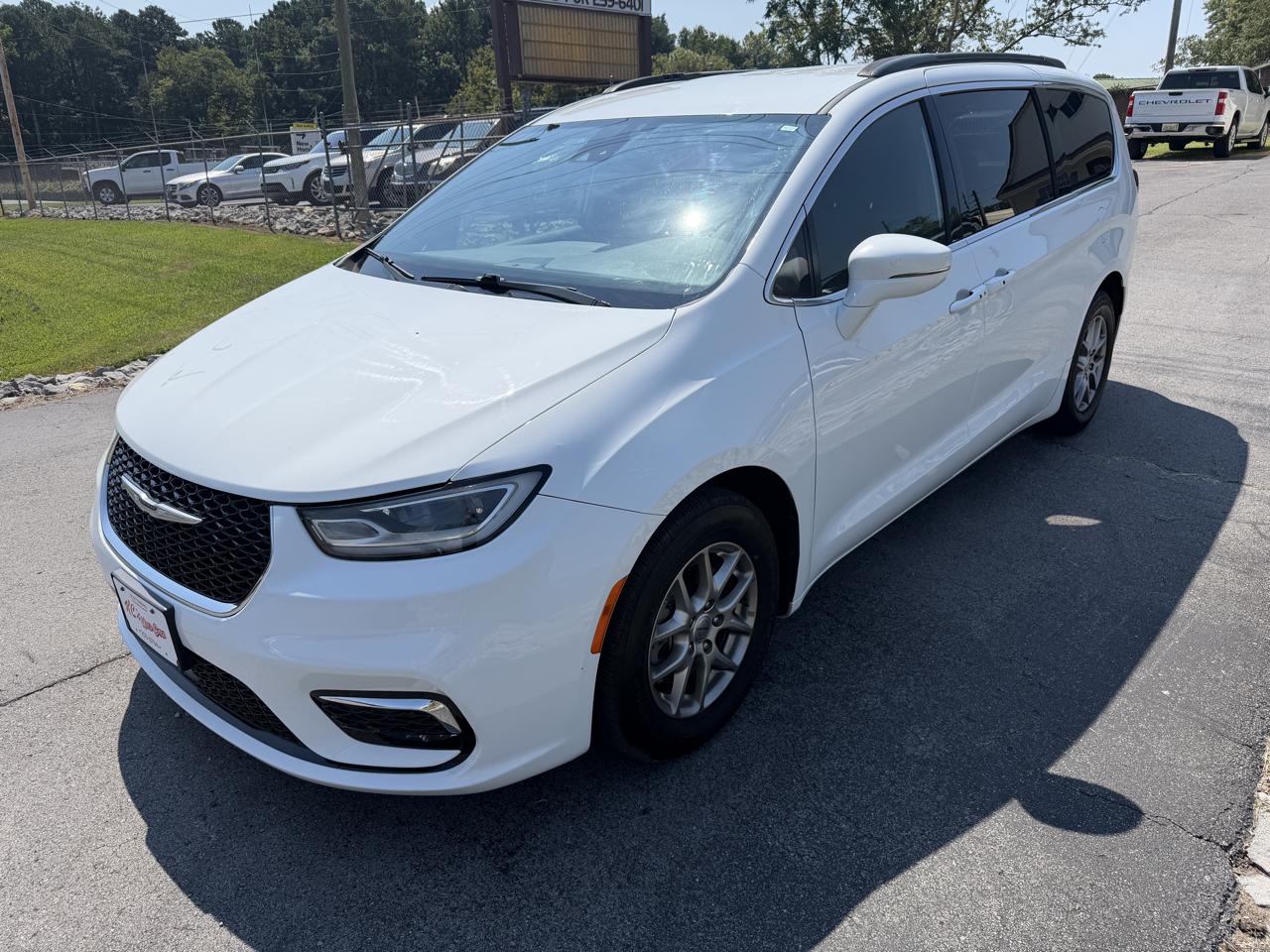 Chrysler Pacifica Touring FWD 2022