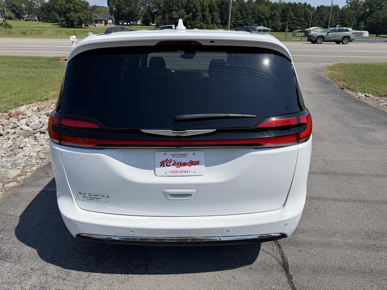 Chrysler Pacifica Touring FWD 2022