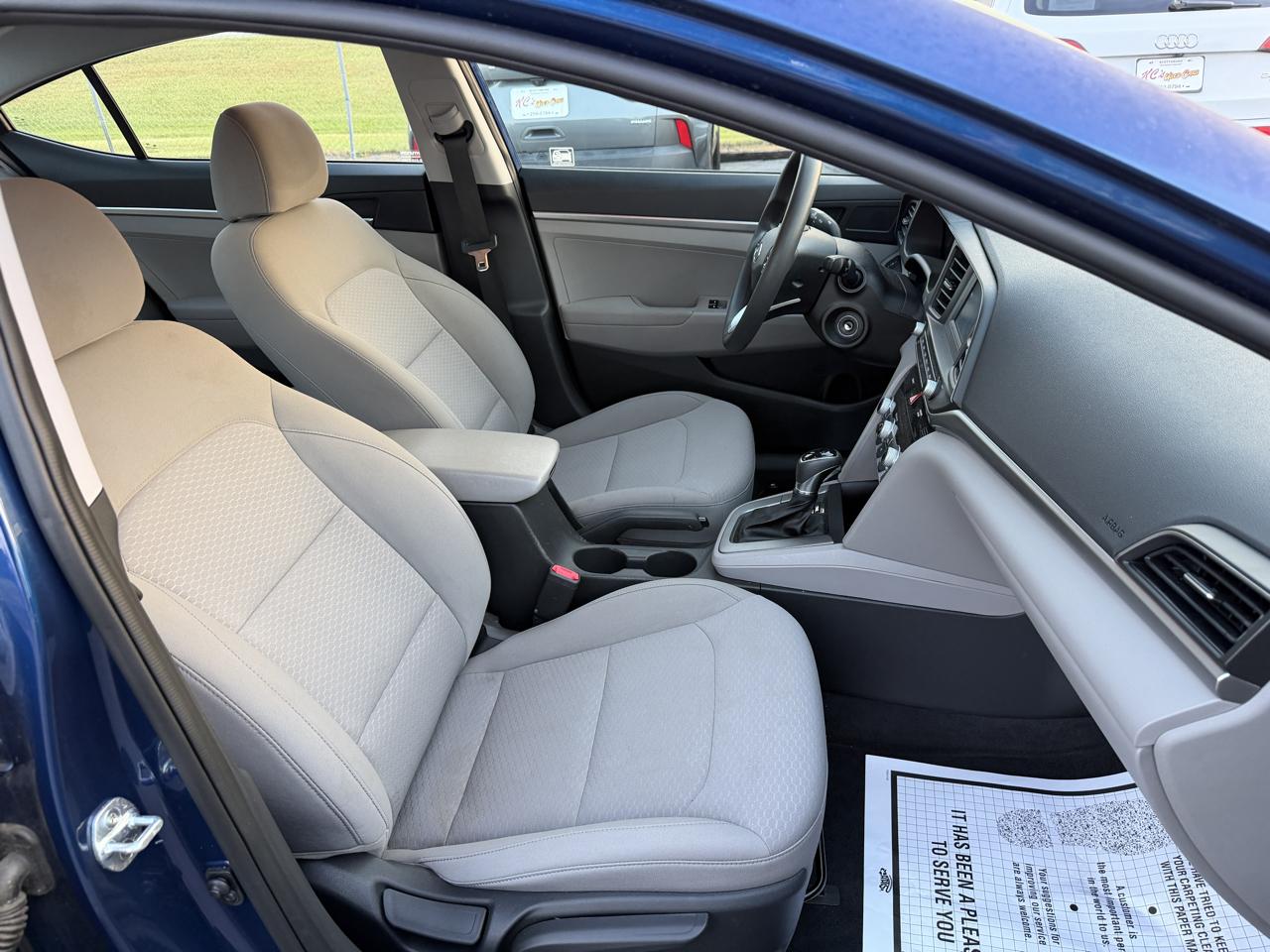 Hyundai Elantra SE IVT 2020