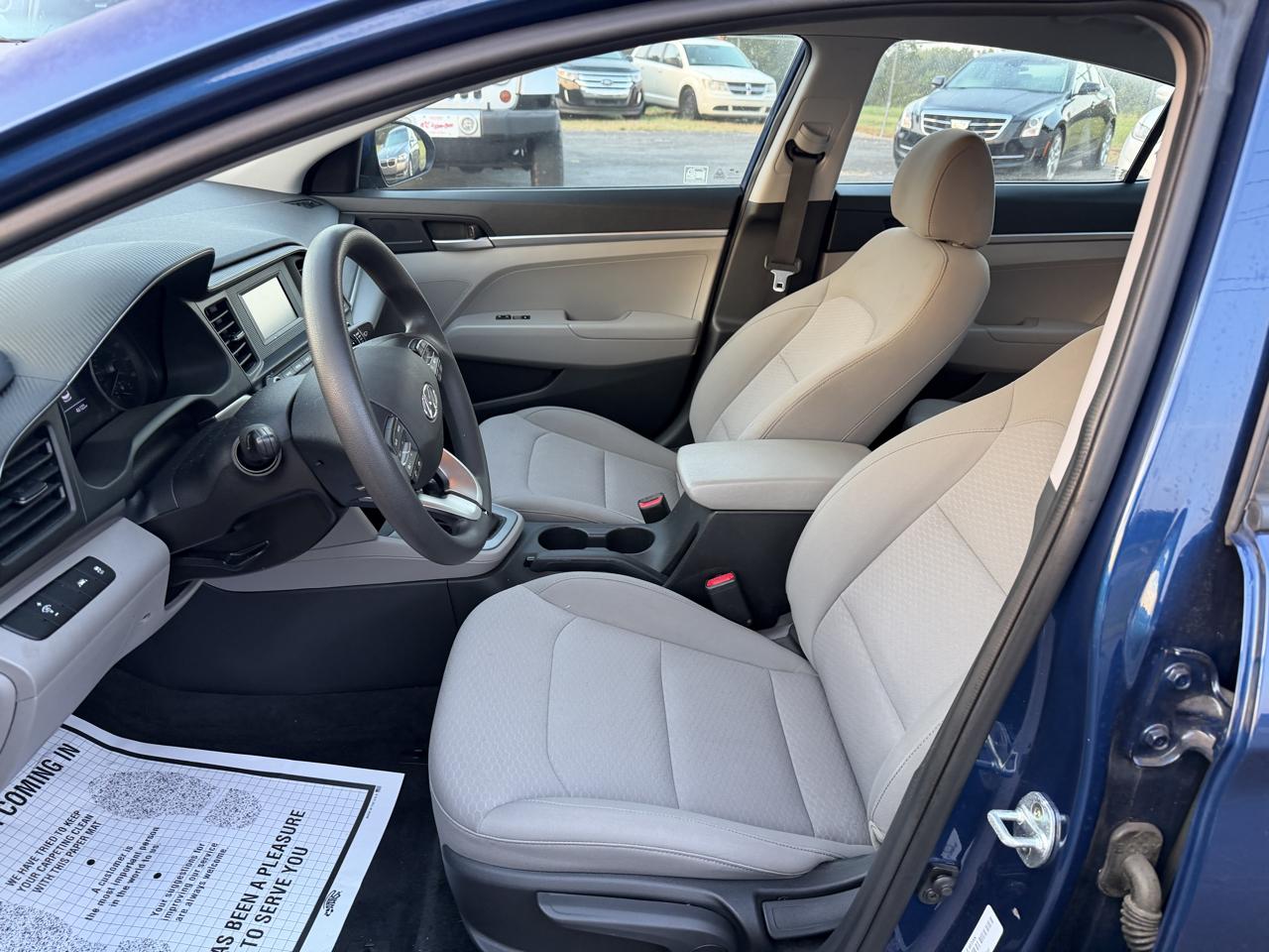 Hyundai Elantra SE IVT 2020