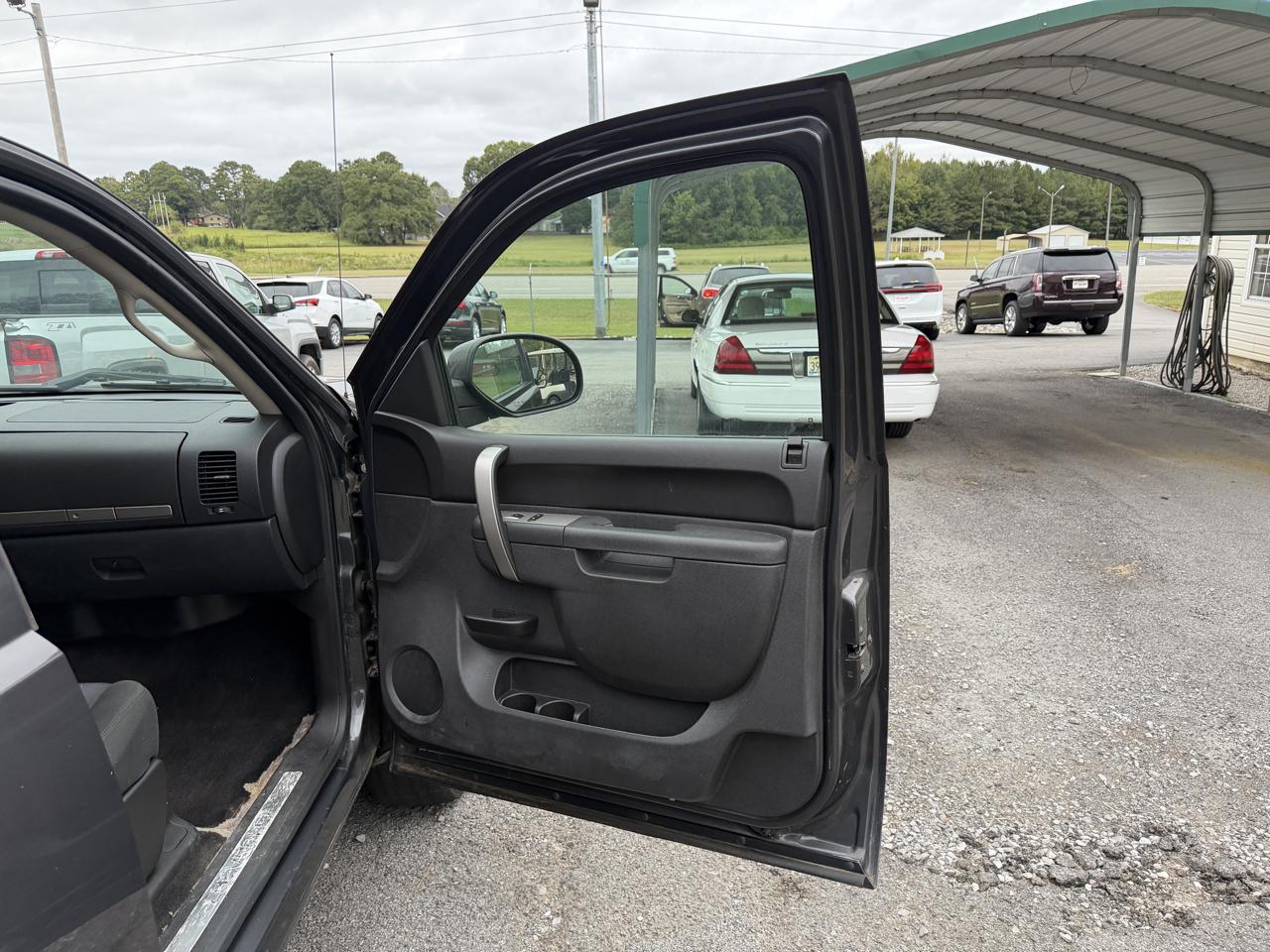 Chevrolet Silverado 1500 4WD Crew Cab 143.5" LT 2010