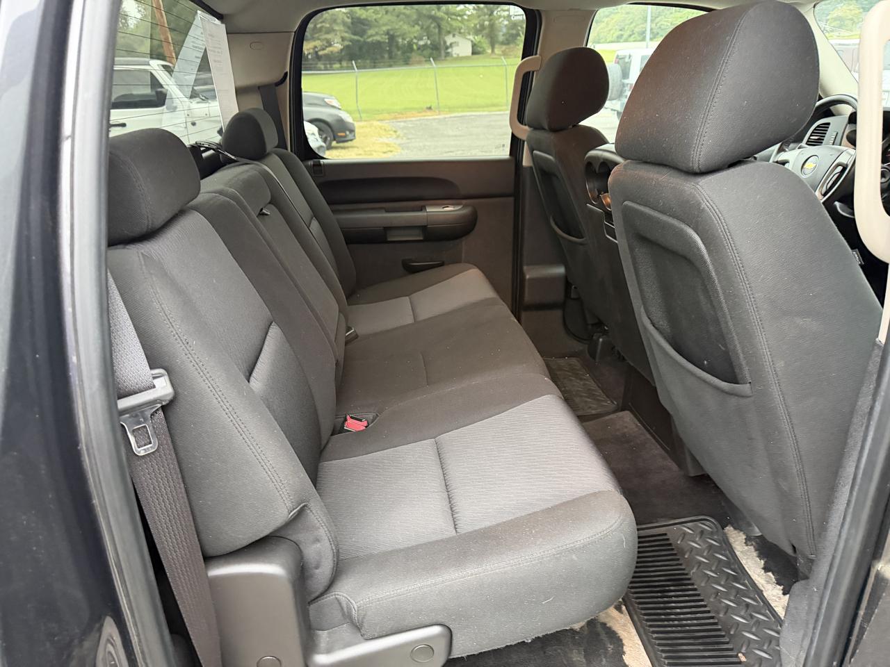 Chevrolet Silverado 1500 4WD Crew Cab 143.5" LT 2010