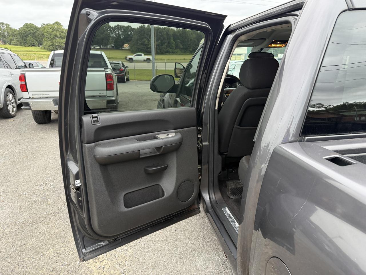 Chevrolet Silverado 1500 4WD Crew Cab 143.5" LT 2010